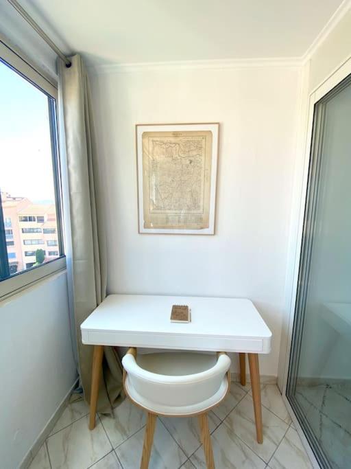 Appartement Spacieux 65M2, Avec Piscine Et Parking Fréjus Екстериор снимка